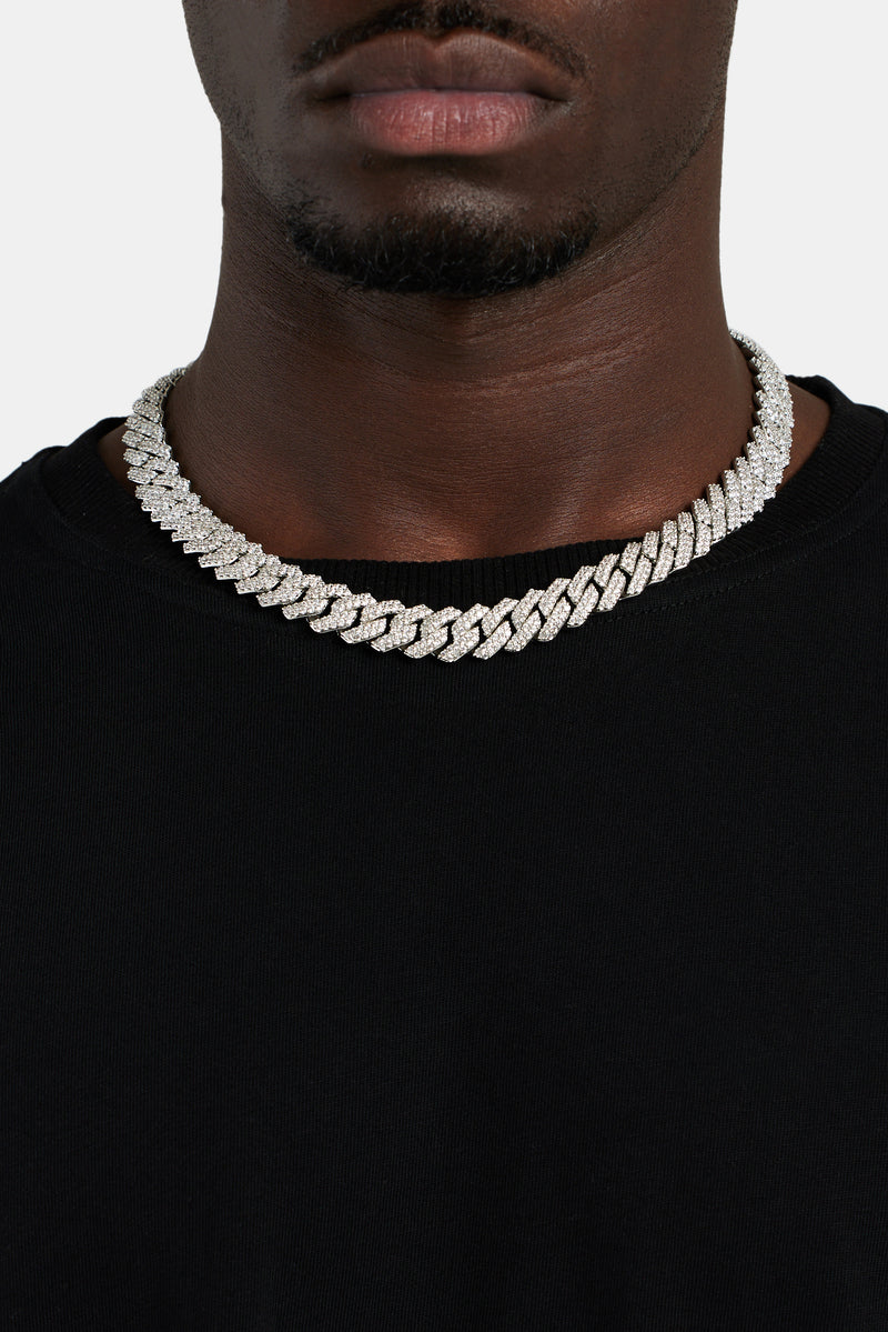 Male model wearing the 14mm prong cuban chain 