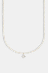 Iced Star Motif  Freshwater Pearl Necklace - 10mm