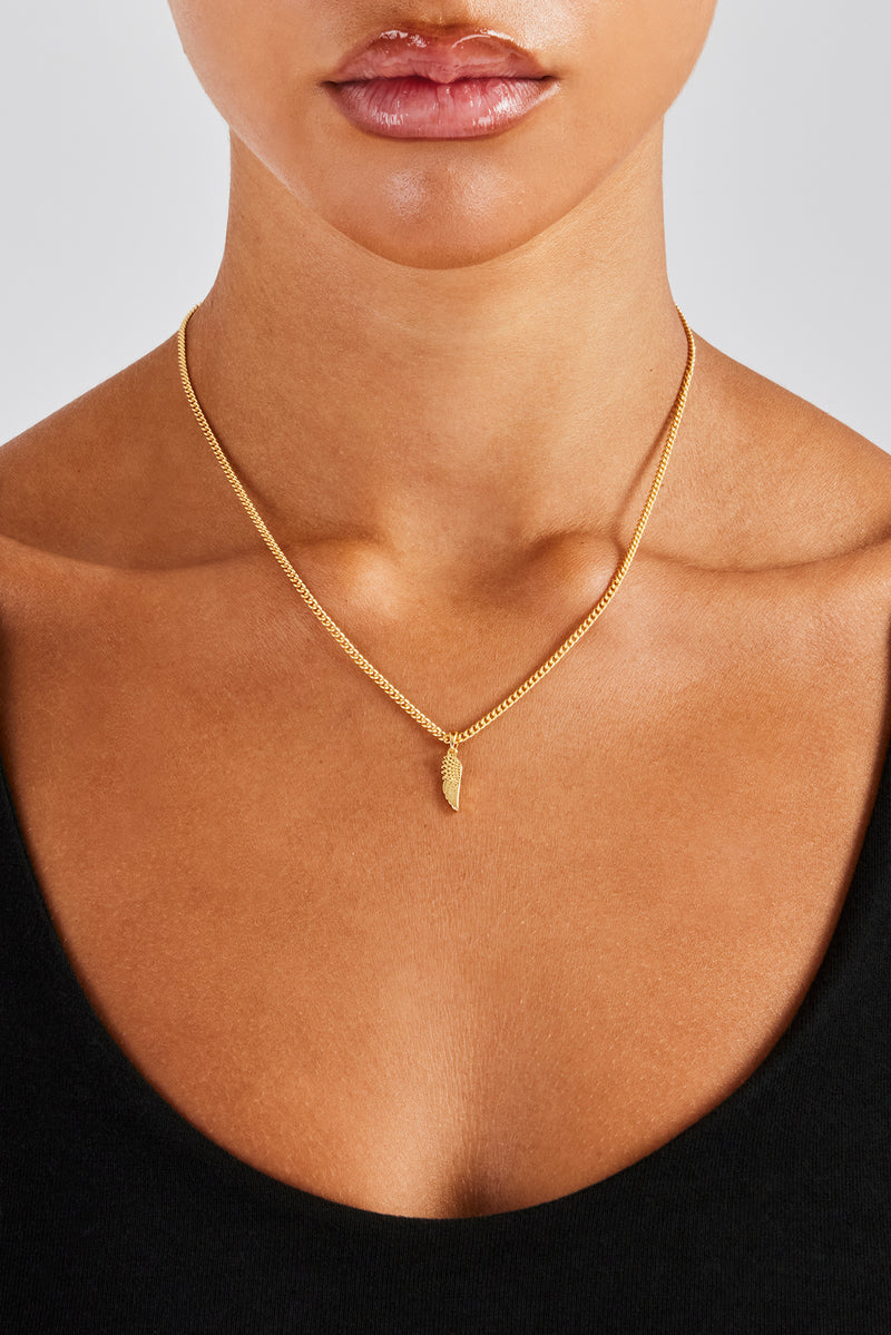 15mm Micro Angel Wing Necklace - Gold