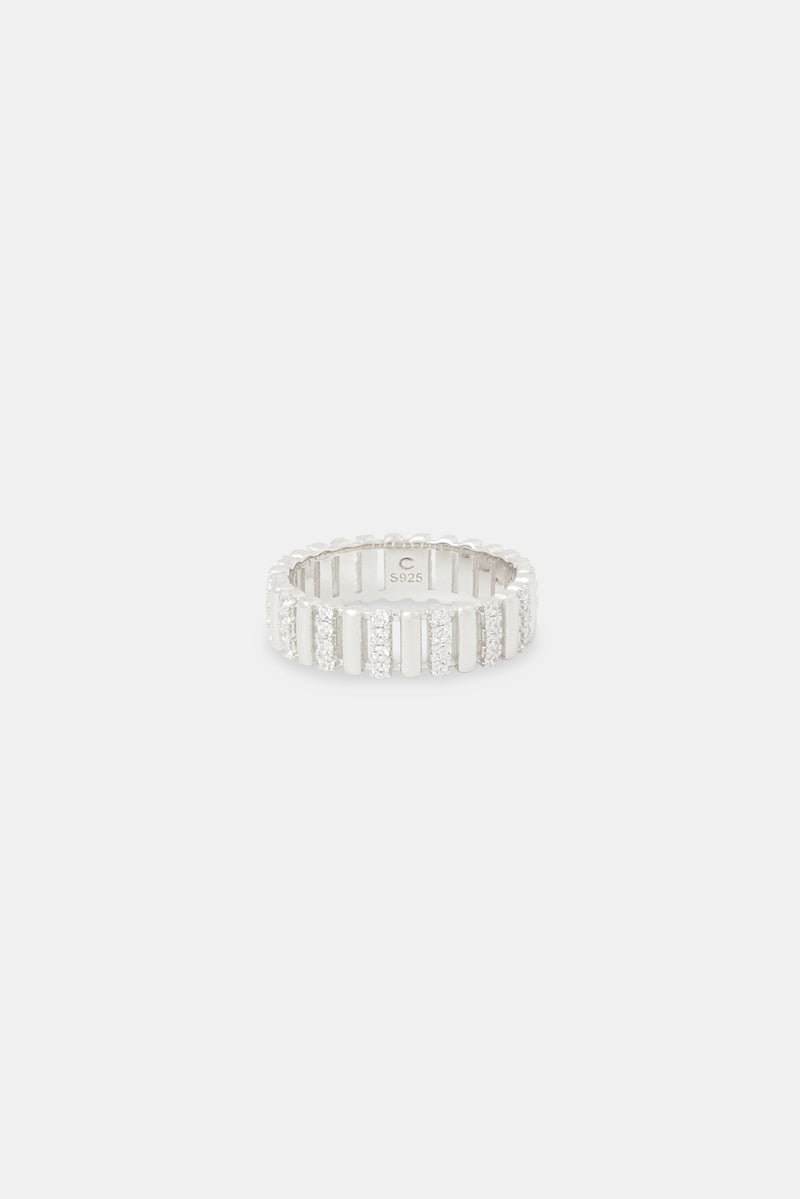 Polished Iced Panelled Ring - 6mm