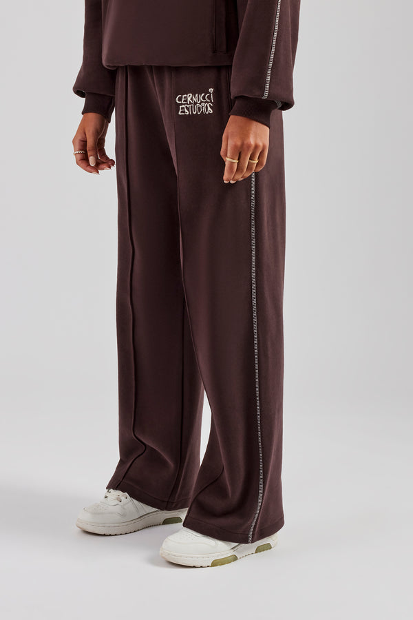 Contrast Stitch Pearl Jogger - Chocolate